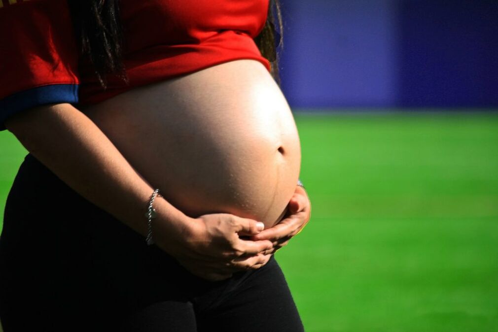 Fille enceinte